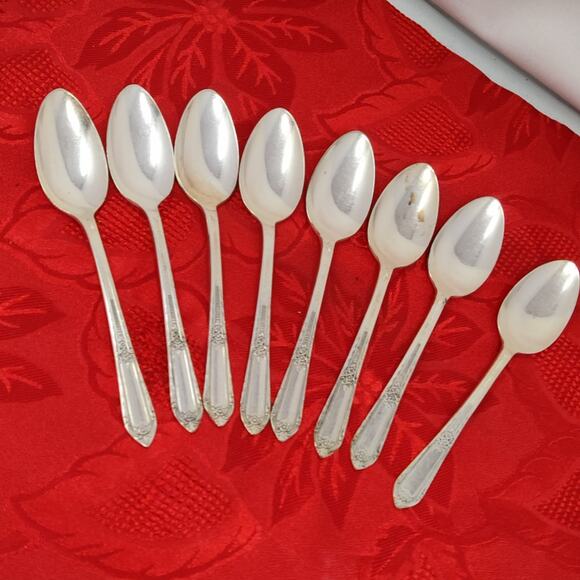 8X Tsp COTILLION Rogers Vintage Silverplate Flatware IS Teaspoons - Picture 2 of 13